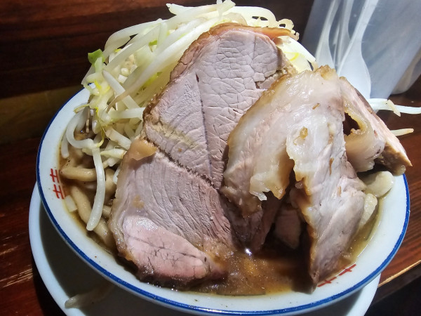 「煮干太麺 ￥1,300」@大井町立食い中華蕎麦 いりこ屋の写真