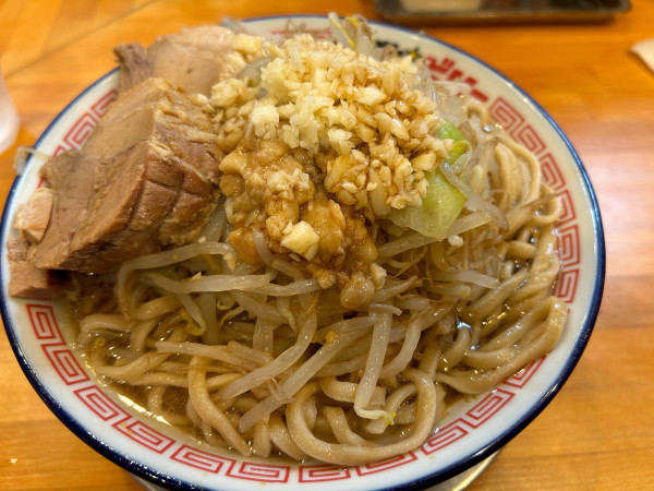 「豚出汁ラーメン中(アフラあり味濃いめ)¥1000」@ラーメン☆ビリー 川越クレアモール店の写真