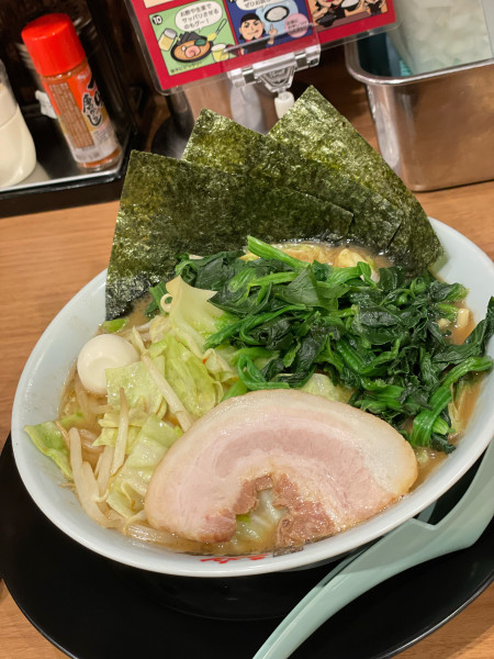 「味噌ラーメン＋ほうれん草」@町田商店 弥冨通店の写真