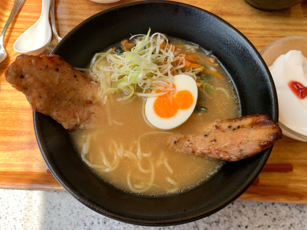 「ブラックペッパーポーク麺」@China Voyagerの写真