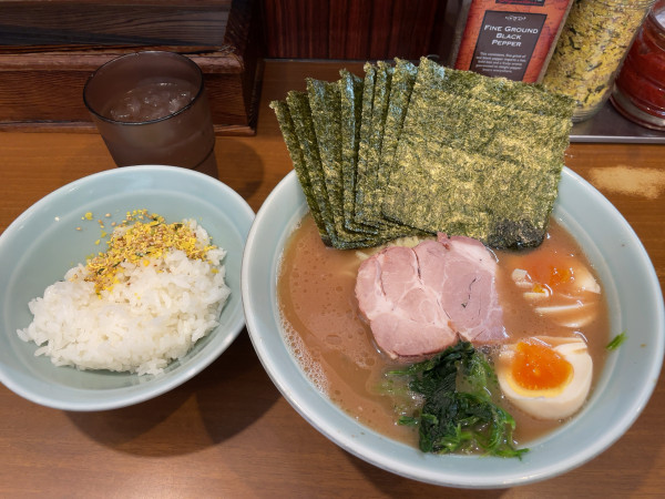 「のりラーメン」@横浜家系ラーメン 五十三家の写真