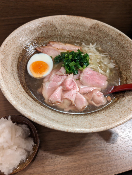 「冷し煮干ラーメン・大根おろし増し」@がふうあんの写真