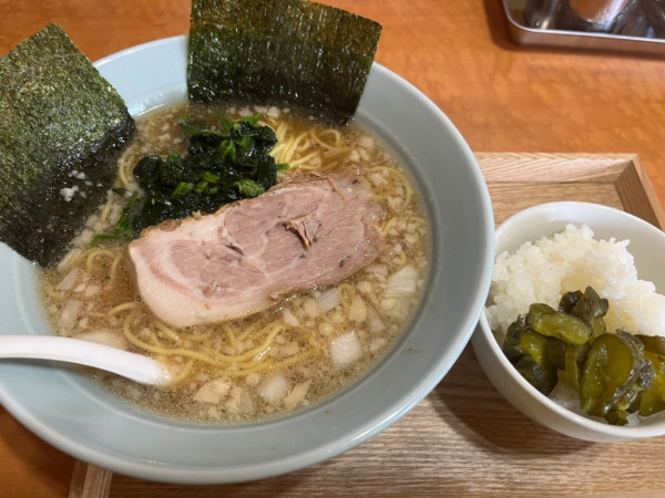 「朝ラーメン＋サービス半ライス」@ラーメンショップ大門 福大亭の写真