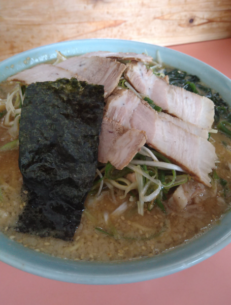 「ネギ味噌チャーシュー　大」@ラーメンショップ 日向店の写真
