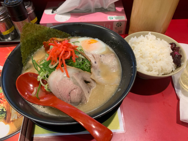 「うまみカタ」@特製ラーメン 大中 伏見店の写真