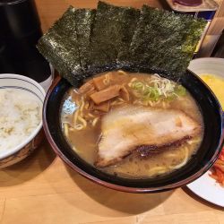 朝ラーメン・大盛券・のり(ライスキムチ生卵)  ￥1,100