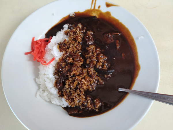 「カレーライス　５００円」@きぬそばの写真