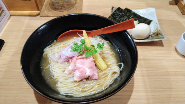 「【限定】特製 渡り蟹の冷やし麺」@焼きあご塩らー麺 たかはし 大船店の写真