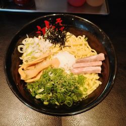 油そば(大盛)(880円)