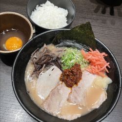 朝らーめん 740円（カタメ）