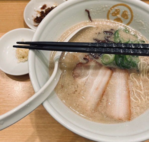 「豚骨白（バリカタ￥790）」@TOKYO 豚骨 BASE MADE by 博多一風堂 大崎店の写真