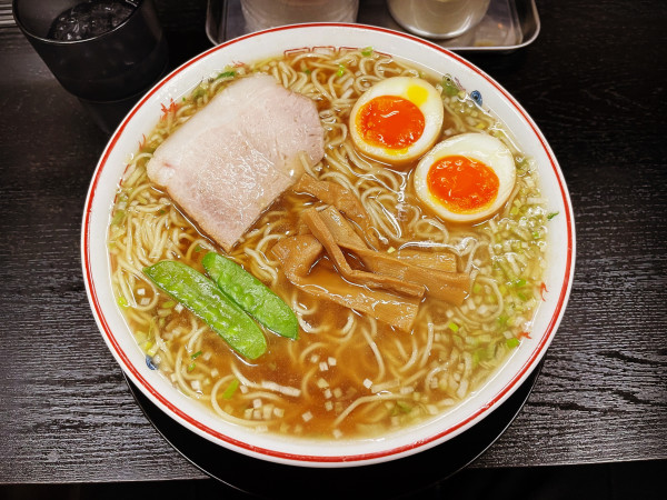「煮卵入り中華そば」@中華そば みずさわ屋の写真