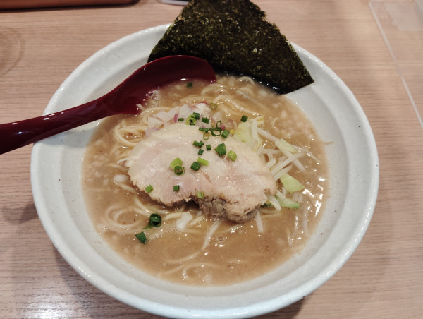 「木・金の夜限定　豚骨醤油ら〜めん　　1000円」@麺小屋 てちの写真