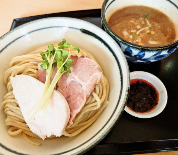 「鶏魚介のつけ麺＋辛トッピング」@つけ麺 いな月の写真