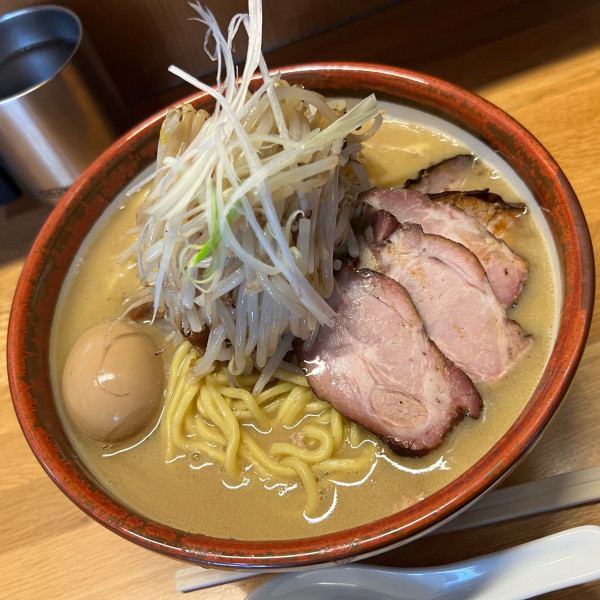 「味玉味噌らーめん麺特盛（もやし大盛）＋ちゃーしゅー」@味噌っ子 ふっくの写真