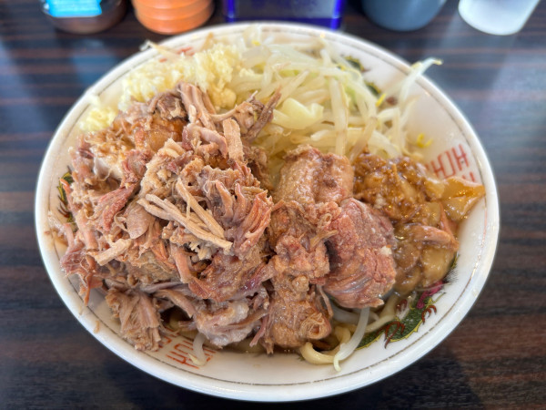 「小豚そば肉入り」@大盛軒の写真