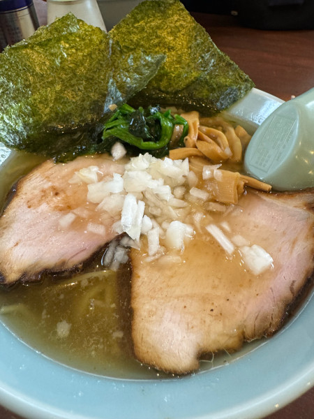 「レトロラーメン白醤油」@地どりラーメンの写真