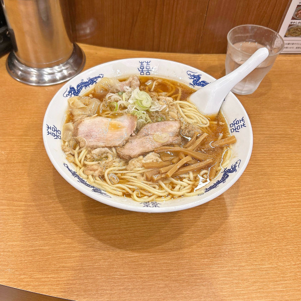 「ワンタンメン（背油）」@共楽の写真