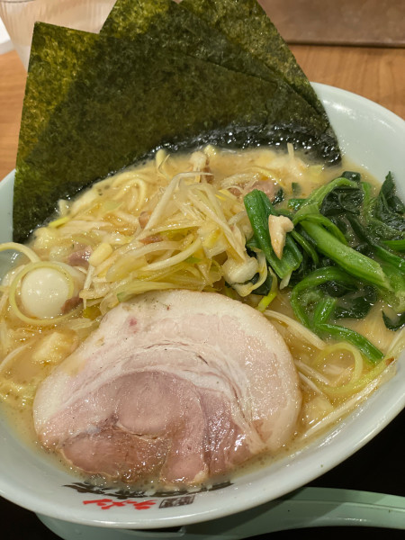 「塩ラーメン＋ネギ」@町田商店 弥冨通店の写真