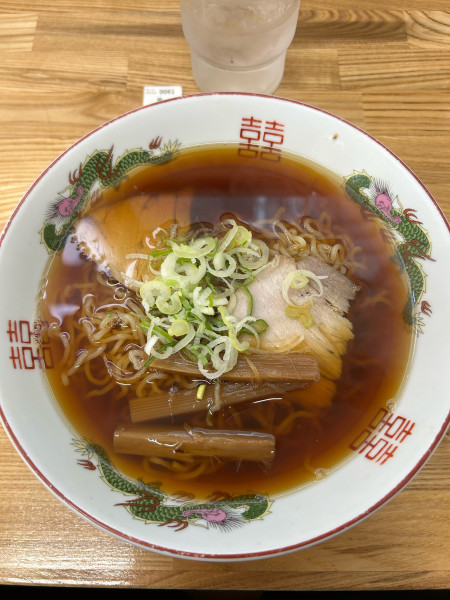 「ラーメン　中」@くどうラーメンの写真