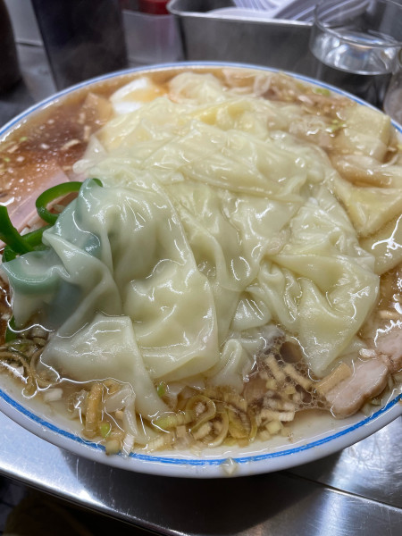 「五目チャシューワンタンメン 半熟卵変更」@中華そば みたかの写真