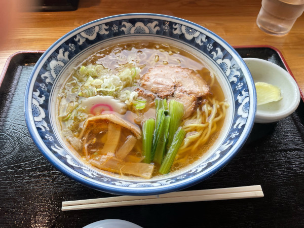 「醤油ラーメン」@味処 こまゆみの写真
