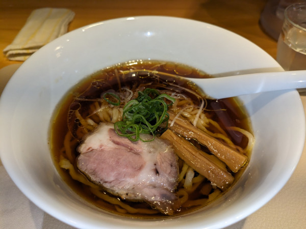 「醤油らーめん(1300円)」@燎の写真