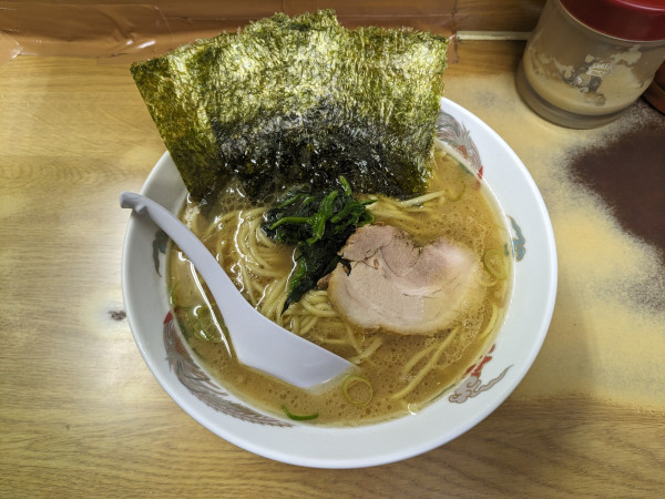 「ラーメン(中)」@たかさご家 本店の写真