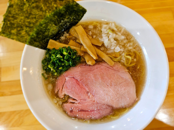 「あご出汁醤油ラーメン」@旨麺処 勝盛の写真