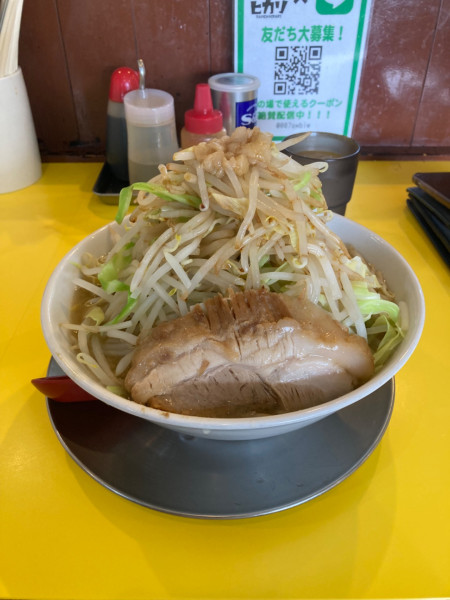 「ラーメン300g野菜ちょいマシ 950円」@ラーメン ヒカリの写真