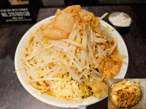 「ラーメン+豚増1枚+Fat Boost+玉ねぎ」@Hi-Fat Noodle BUTCHER’Sの写真