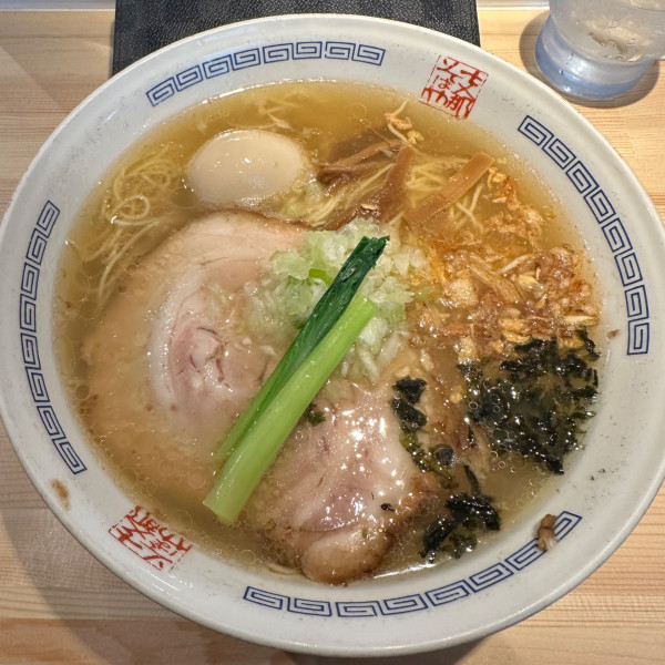 「味玉塩ラーメン　大盛　¥?」@支那そばやの写真
