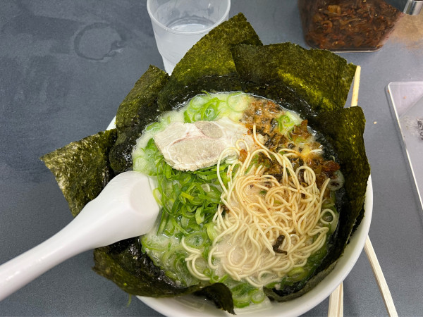 「ノリネギラーメン木耳抜き」@博多天神 お茶の水店の写真