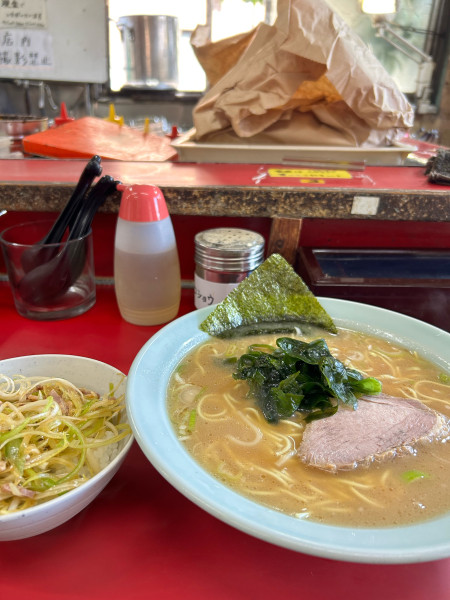 「ラーメンセット　1070円」@ラーメンショップ 大師店の写真
