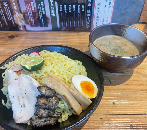 「特製炭焼つけ麺」@鶏そば炭や 新橋店の写真