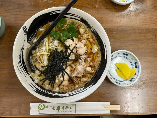 「元祖鳥中華 870円」@手打ち 水車生そばの写真
