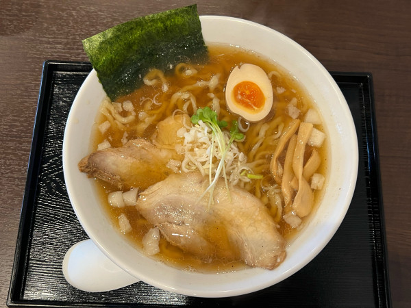 「にぼしＷ中華 しょうゆ味 極太麺 （並）900円」@麺家 林商店の写真