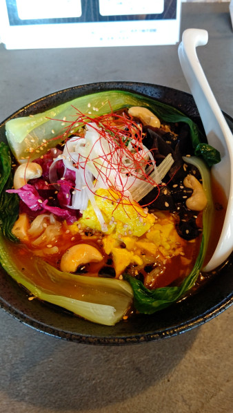 「SPICY Ramen 1200円」@TRY ONの写真