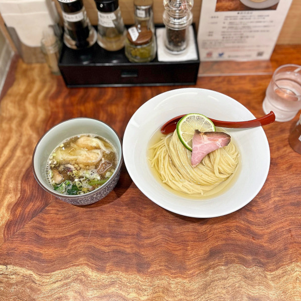 「特製昆布水つけ麺(煮干)」@三馬路 東京店の写真