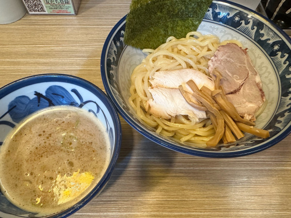 「鶏つけ麺(中盛)」@秋葉原つけ麺 油そば 楽の写真