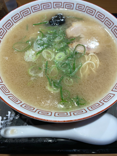 「博多ラーメン健太＋替え玉」@らあめん花月嵐 京王八王子店の写真