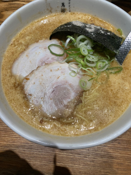 「玉子とじラーメン」@萬珍軒の写真