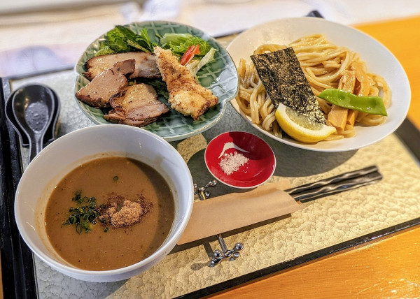 「鶏天·チャーシューの特醸MIX」@つけ麺屋 醸の写真