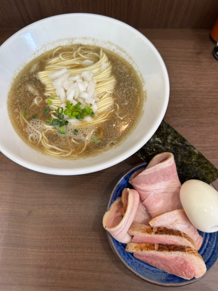 「特製煮干ソバ」@Noodle&Spice curry 今日の1番の写真