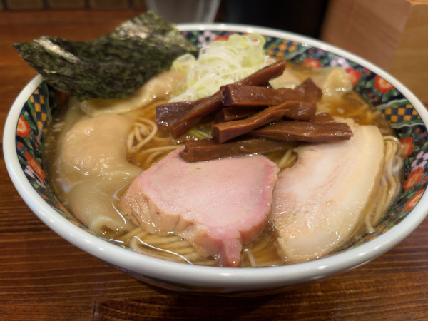 「もちもち雲呑中華そば」@奈つやの中華そばの写真