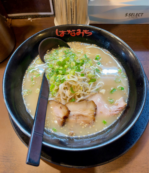 「特上醤油ラーメン（850円）」@麺匠はなみち あびこ総本店の写真