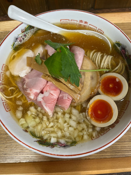 「煮干しラーメン　肉増し」@らぁ麺 大金星の写真