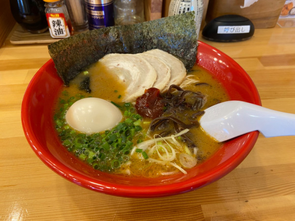 「特製茨城豚骨カク(1090円)」@茨城豚骨 天心の写真