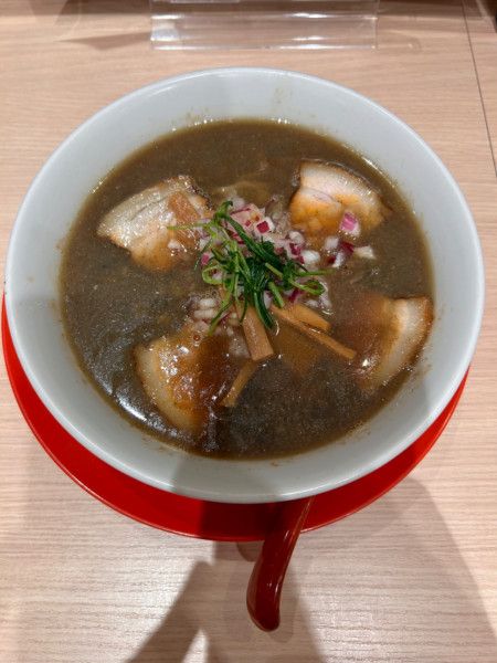 「煮干し醤油ラーメン」@七彩飯店の写真