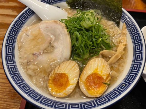 「味玉豚骨醤油麺」@麺家 くさび 郡山本店の写真